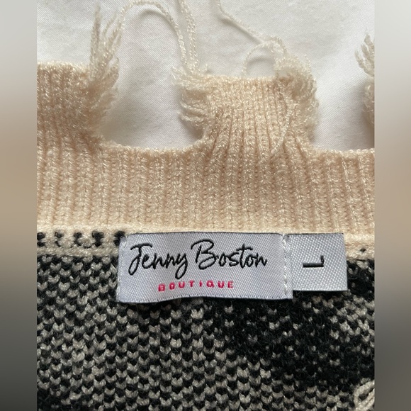 Distressed Cheetah Sweater - Picture 4 of 7